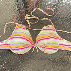 Victoria’s Secret bikini top